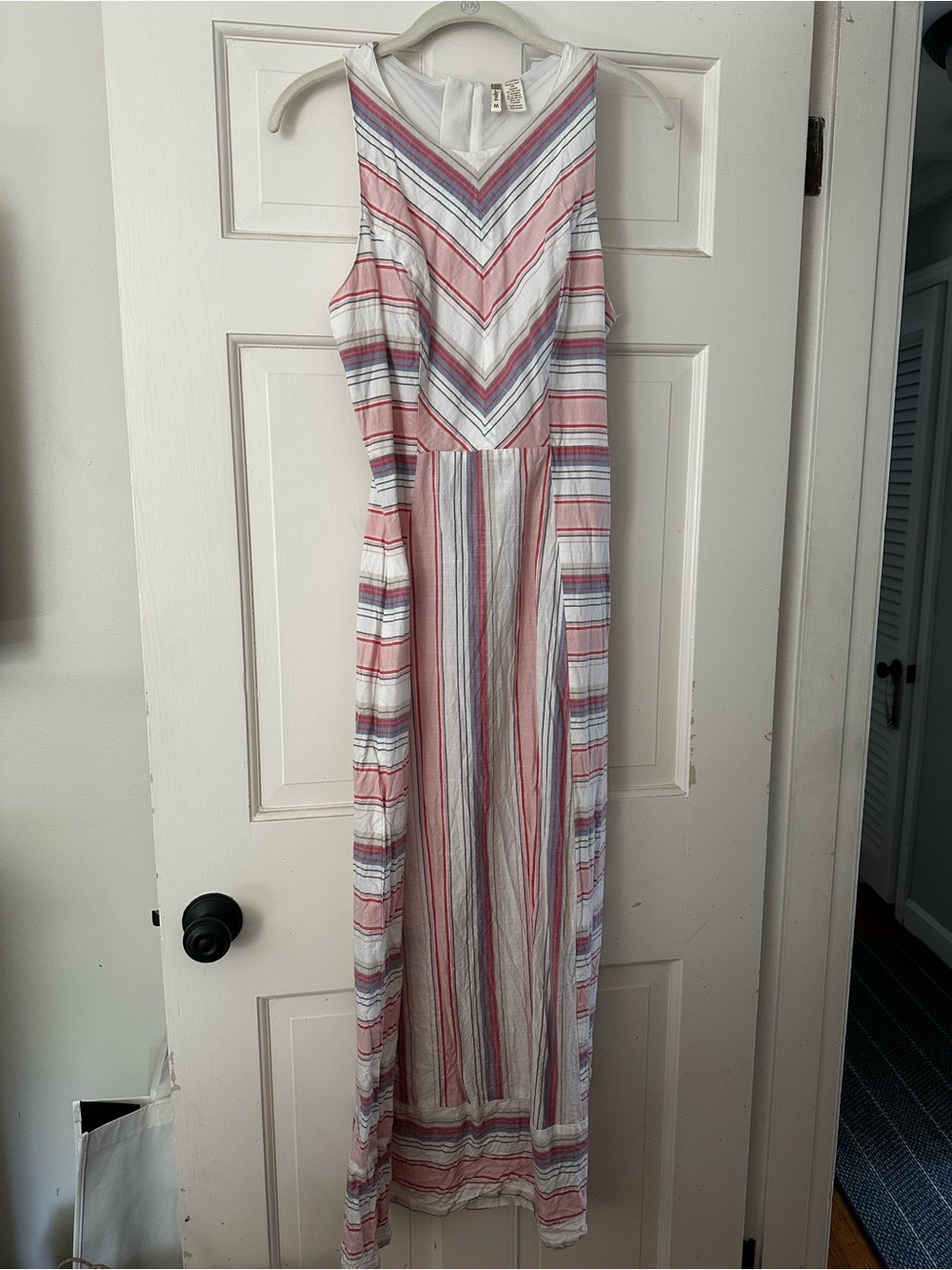 Maxi sleeveless open back dress